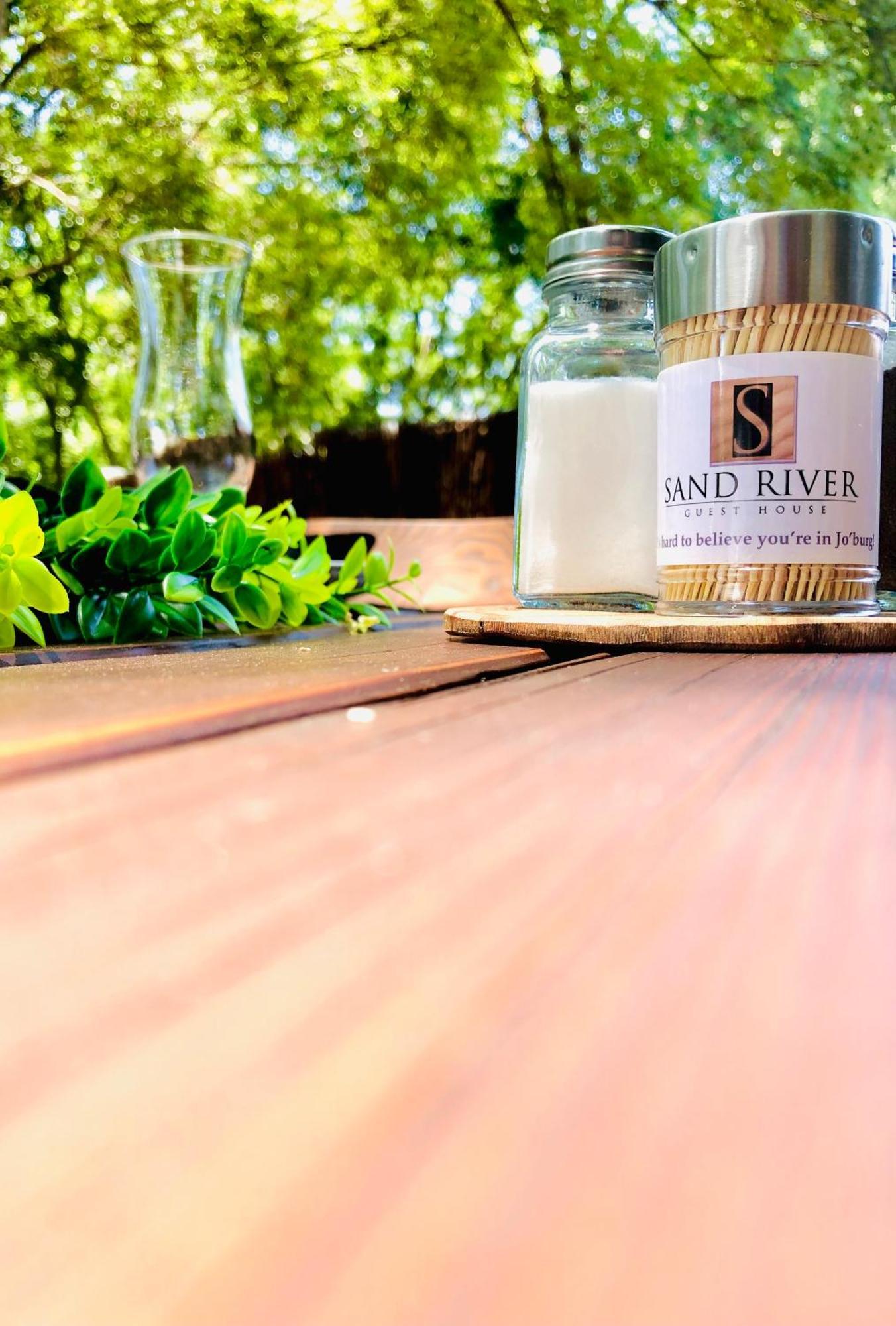 Sand River Guest House Johannesburg Dış mekan fotoğraf